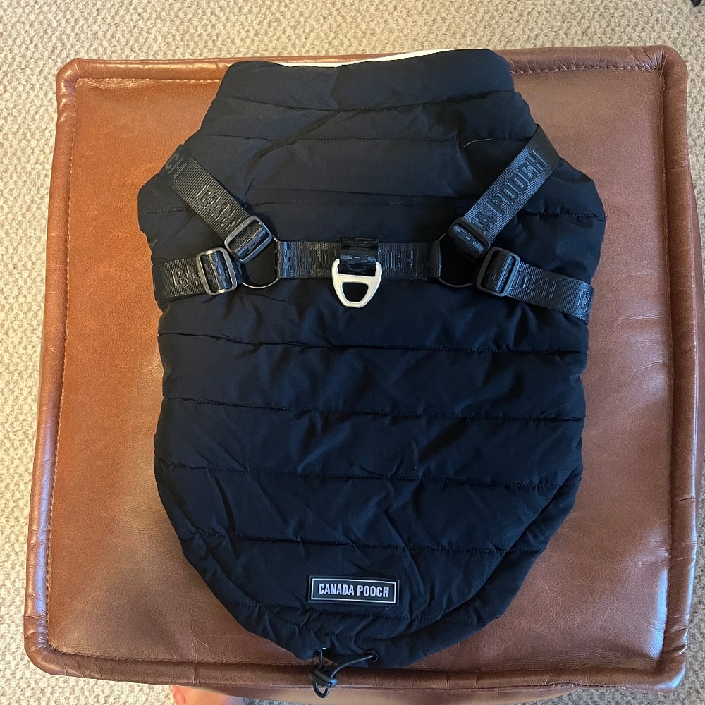 Canada Pooch Harness Puffer - Black - Size 14+ - Used